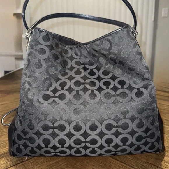 Coach Black Madison Phoebe e1376-26448 Purse. - Picture 1 of 9